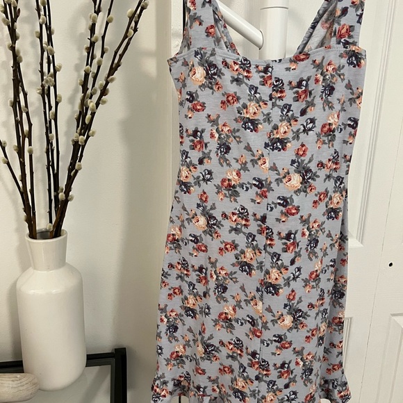 Reformation Nevada Dress - Picture 3 of 4